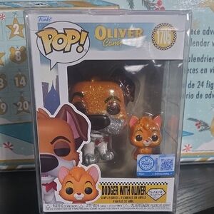 Funko Pop! Dodger with Oliver Orange Glitter & Silver Accents Diamond Collection